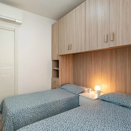 Bina By Interhome Apartment